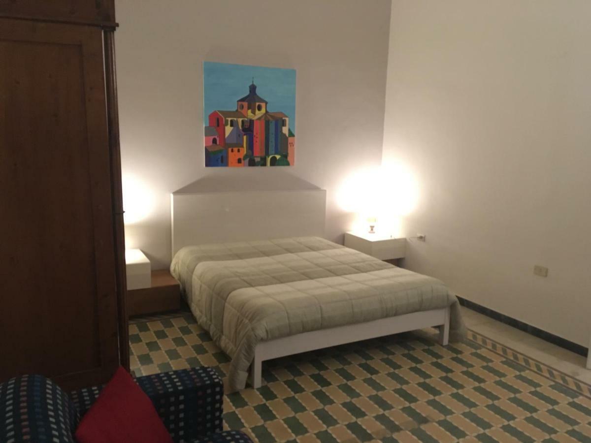 Casa Vacanze Pizzicanto Irsina Exteriör bild